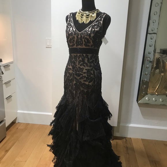 Sue Wong Dresses & Skirts - Sue Wong lace and beading black Gown/Prom Dress